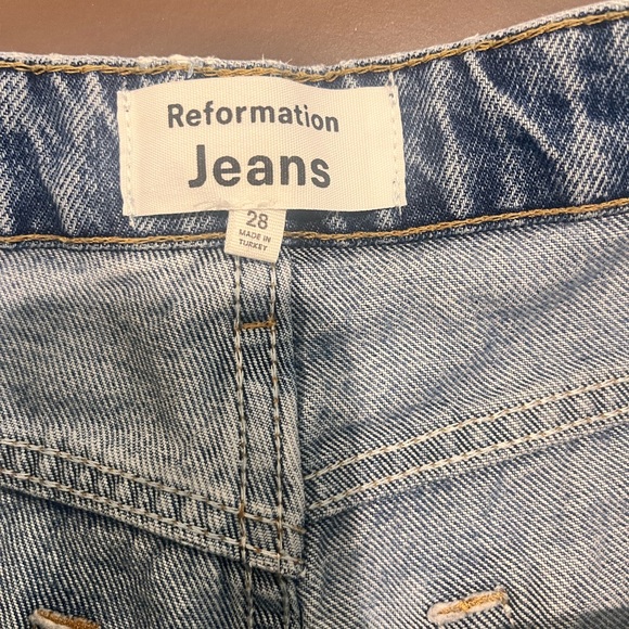 Reformation size 28 wide leg high waisted jeans with distressed ripped knee - Picture 3 of 6